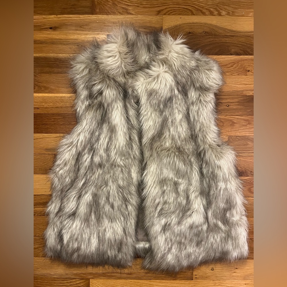 Kittenish Faux Fur Vest, Size S